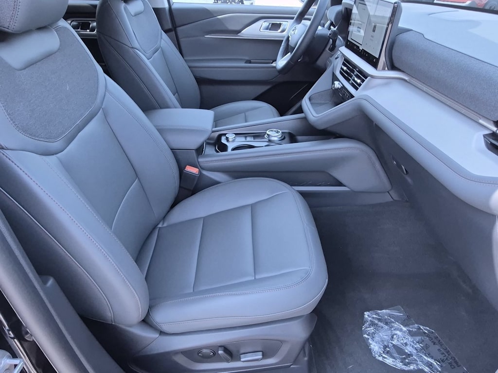Thumbnail: 2026 Ford Explorer - 26