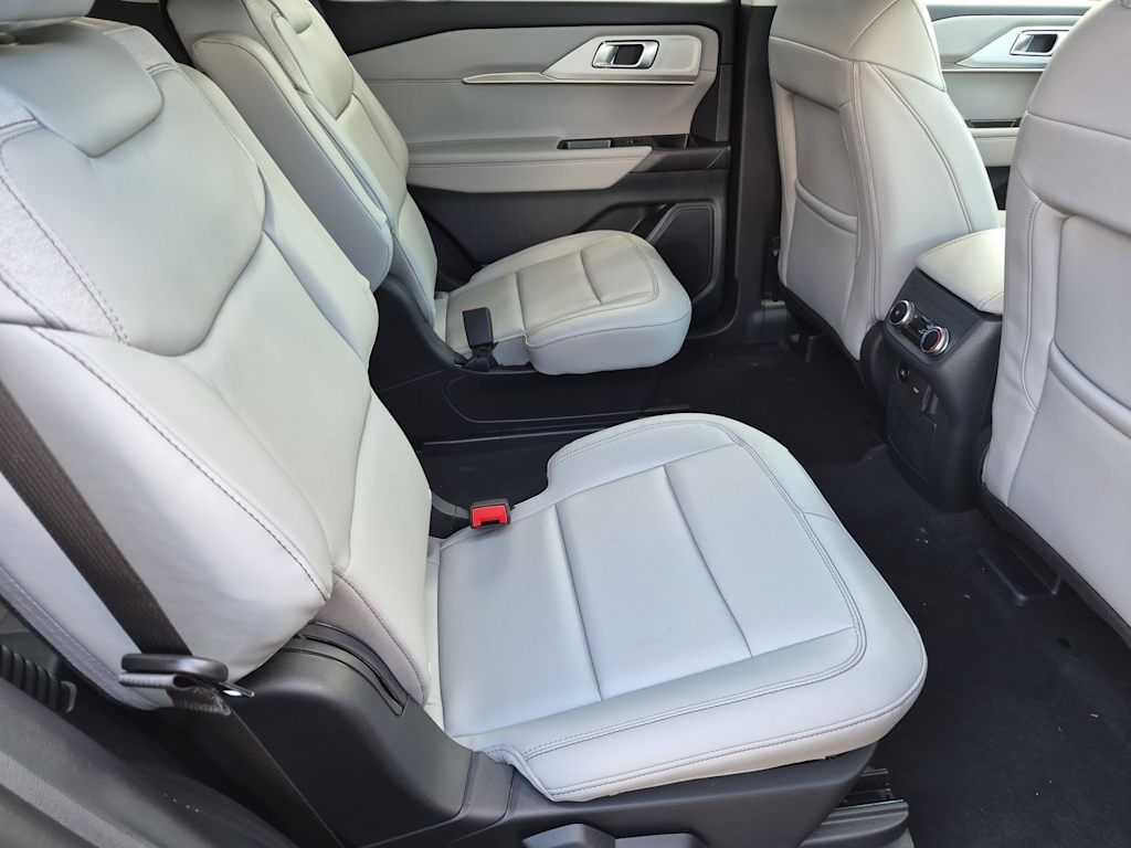 Thumbnail: 2026 Ford Explorer - 27