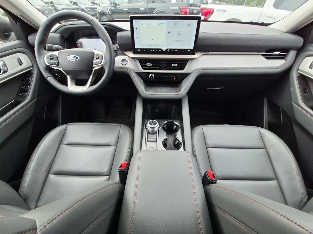 Thumbnail: 2026 Ford Explorer - 9