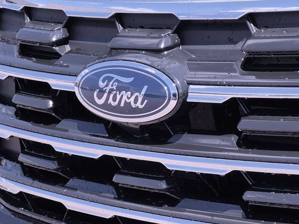 Thumbnail: 2026 Ford Explorer - 7
