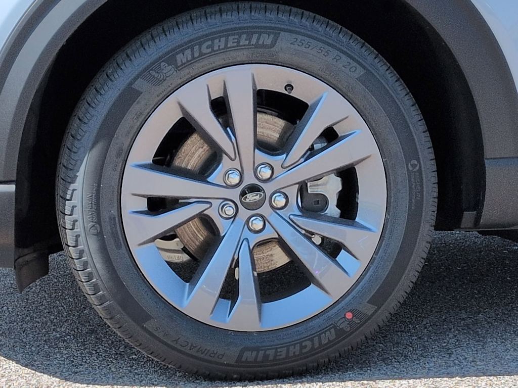 Thumbnail: 2026 Ford Explorer - 8