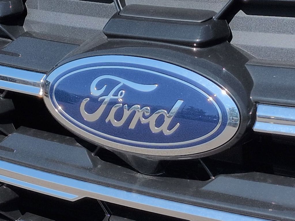 Thumbnail: 2026 Ford Explorer - 7