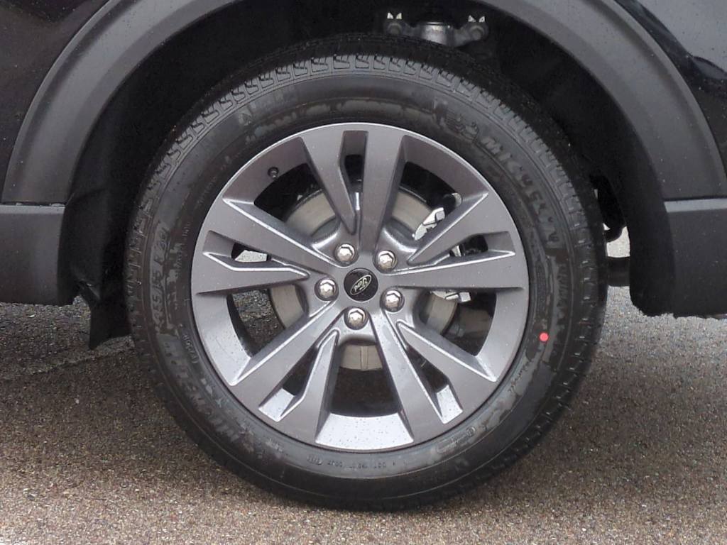 Thumbnail: 2026 Ford Explorer - 8