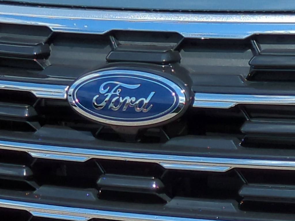 Thumbnail: 2026 Ford Explorer - 7