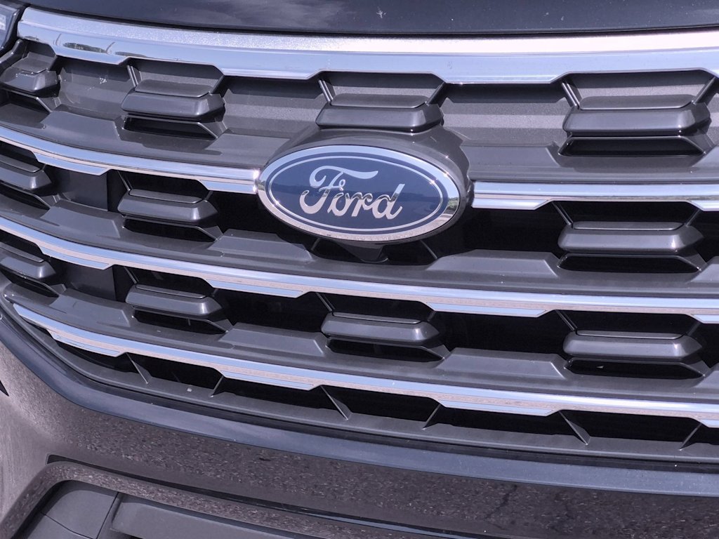 Thumbnail: 2025 Ford Explorer - 6