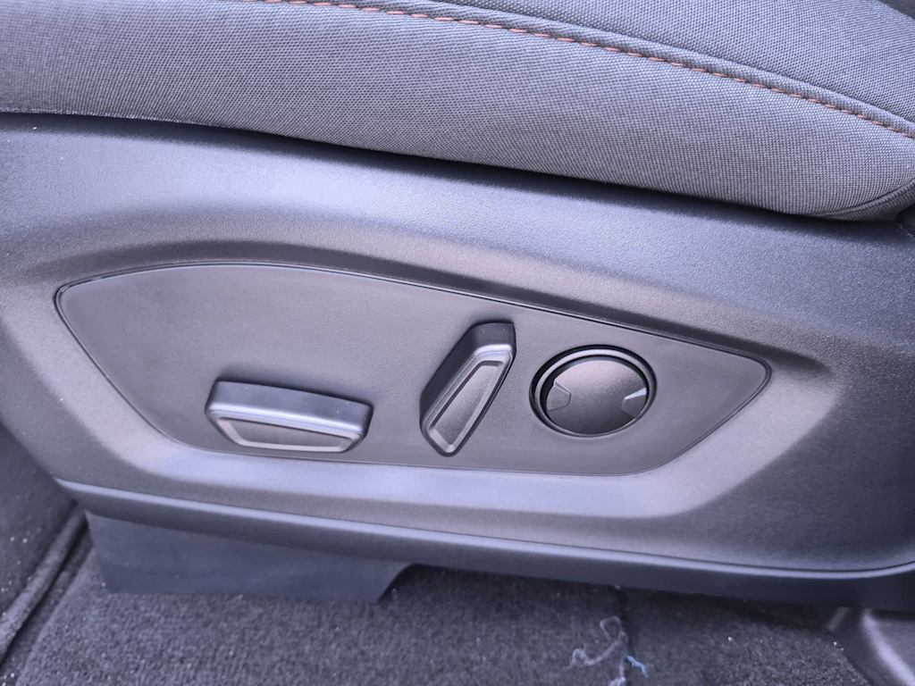 Thumbnail: 2025 Ford Explorer - 23