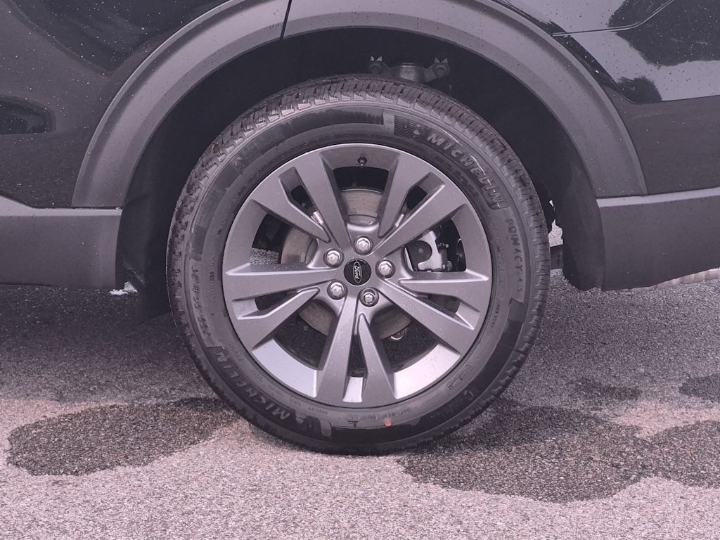 Thumbnail: 2026 Ford Explorer - 8