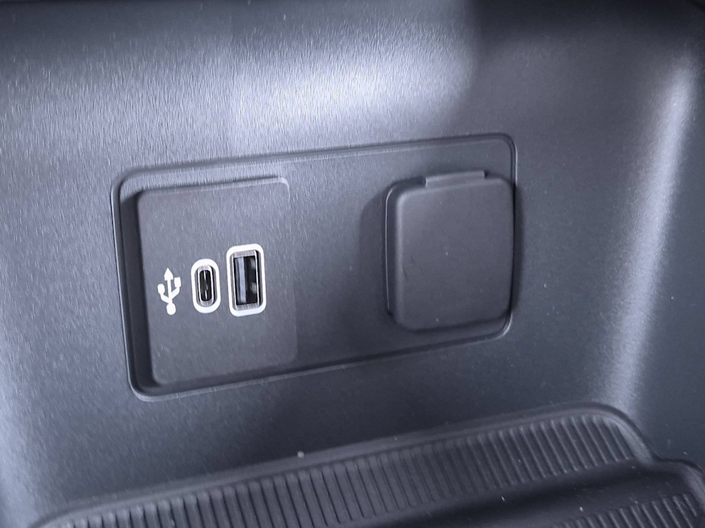 Thumbnail: 2026 Ford Explorer - 35