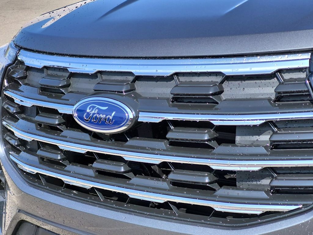 Thumbnail: 2026 Ford Explorer - 7