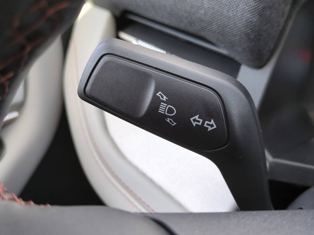 Thumbnail: 2026 Ford Explorer - 34