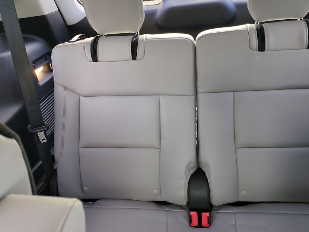 Thumbnail: 2026 Ford Explorer - 30