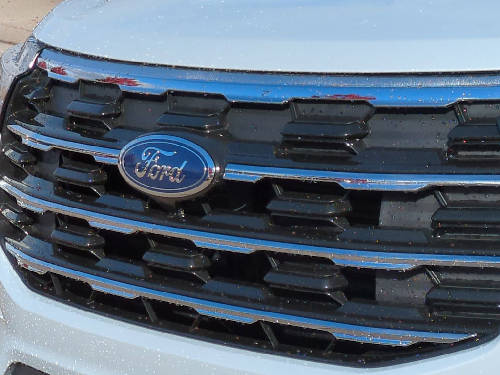 Thumbnail: 2026 Ford Explorer - 7