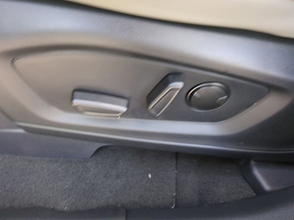 Thumbnail: 2026 Ford Explorer - 26