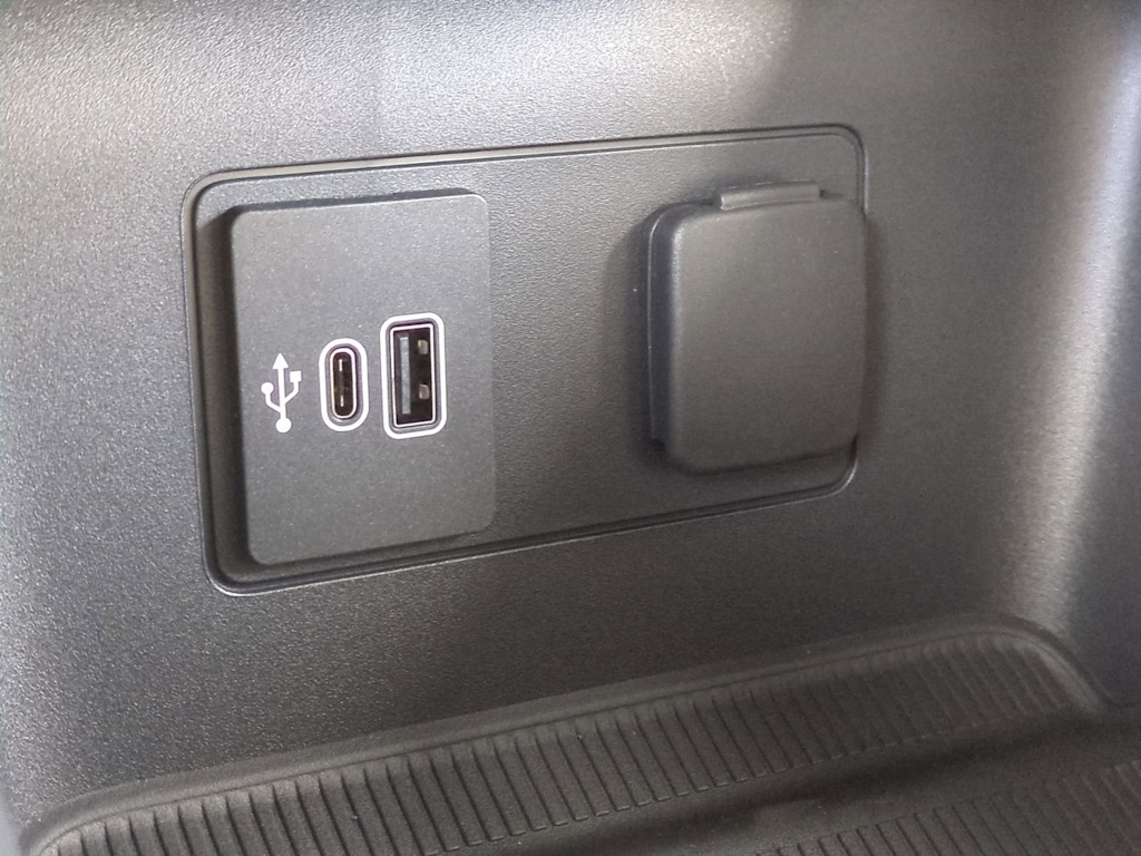 Thumbnail: 2026 Ford Explorer - 36