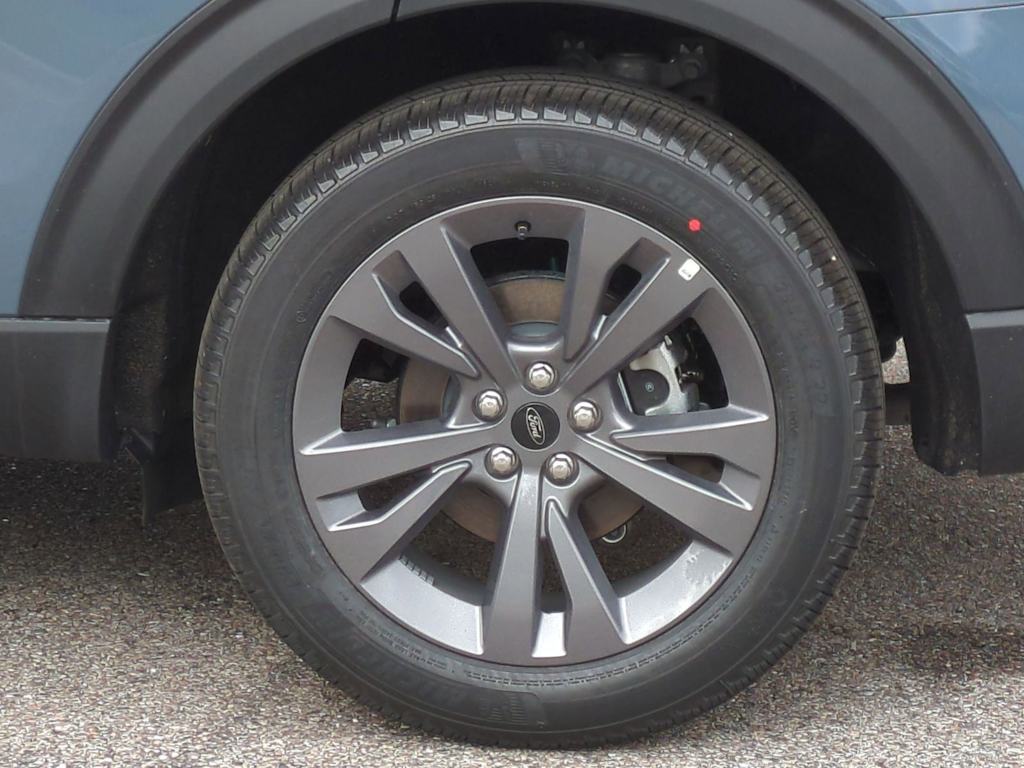 Thumbnail: 2026 Ford Explorer - 8