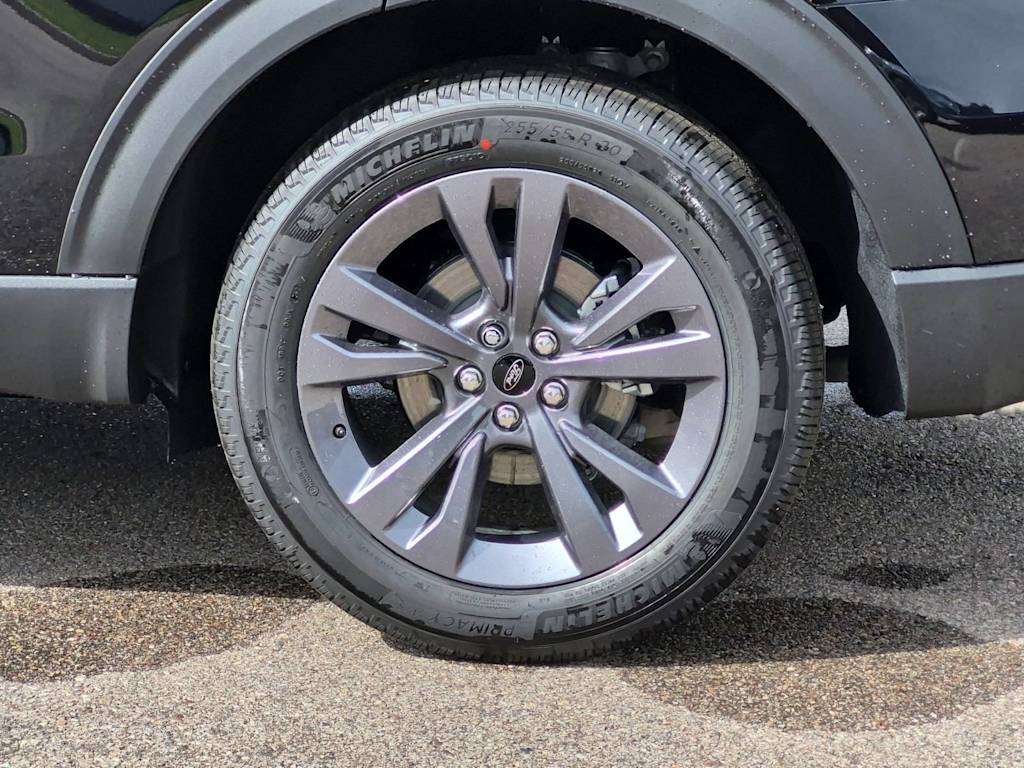 Thumbnail: 2026 Ford Explorer - 8