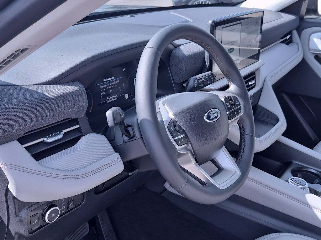 Thumbnail: 2026 Ford Explorer - 2