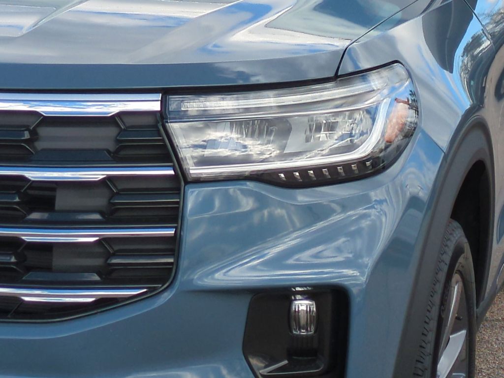 Thumbnail: 2026 Ford Explorer - 23