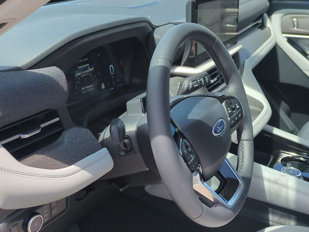 Thumbnail: 2026 Ford Explorer - 2