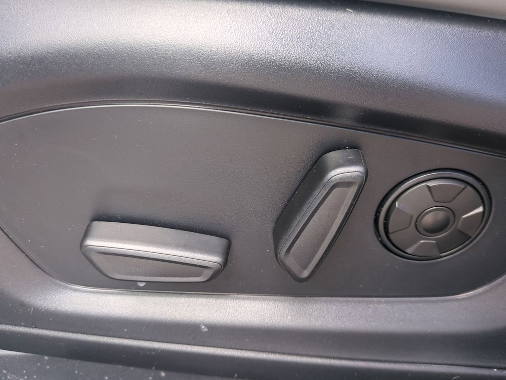 Thumbnail: 2026 Ford Explorer - 24