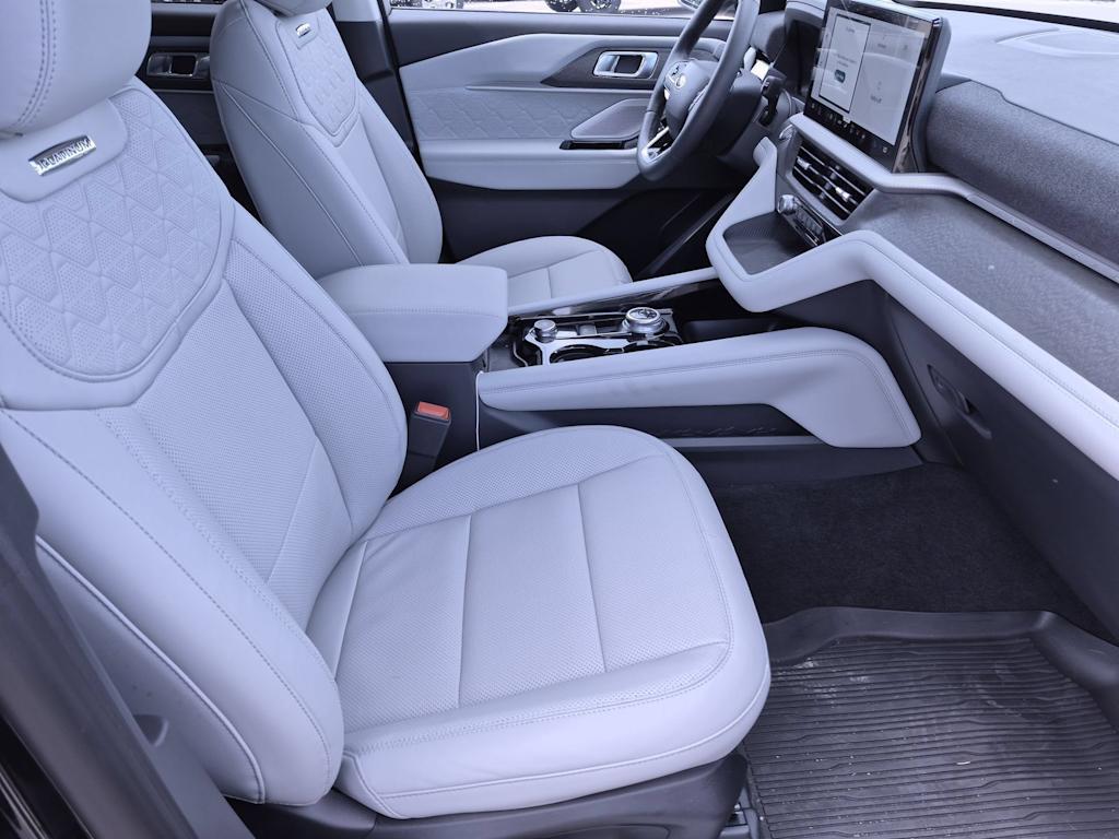 Thumbnail: 2026 Ford Explorer - 25