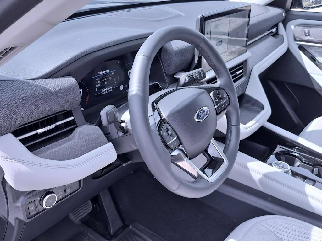 Thumbnail: 2026 Ford Explorer - 2