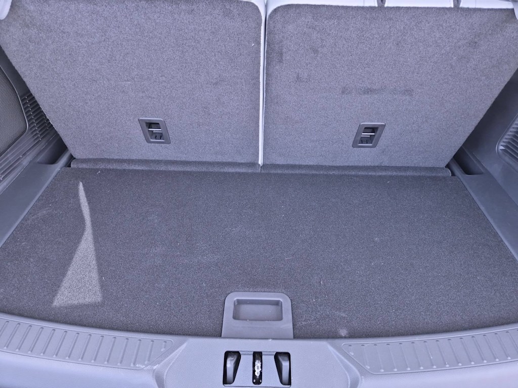 Thumbnail: 2026 Ford Explorer - 35