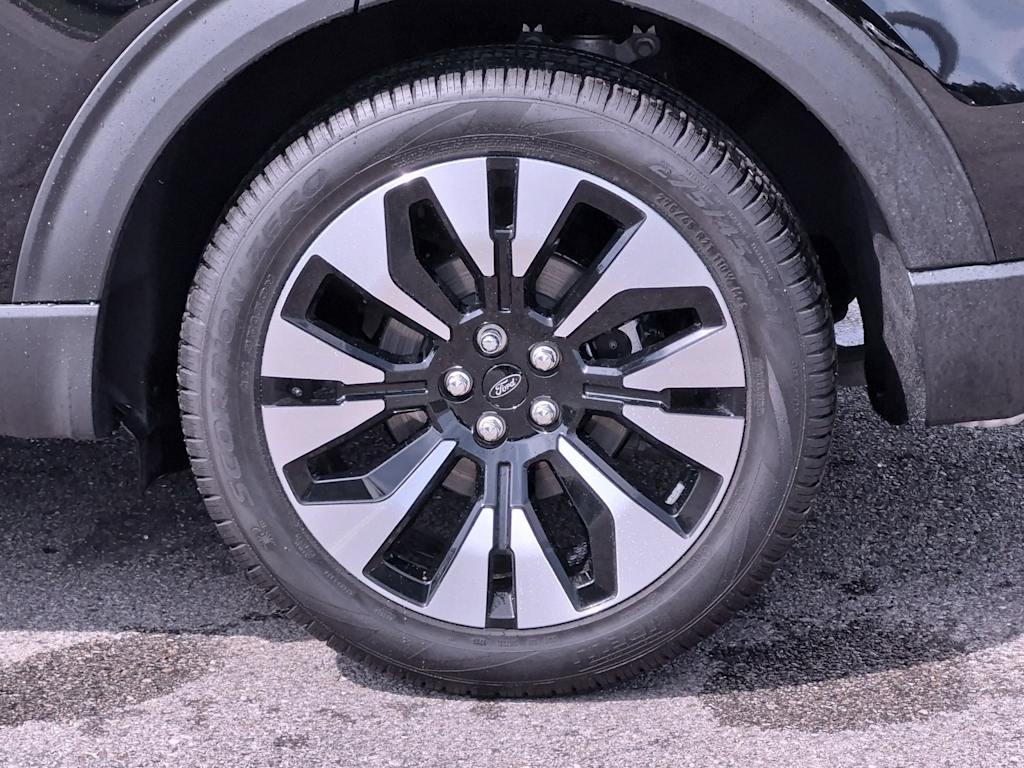 Thumbnail: 2026 Ford Explorer - 7