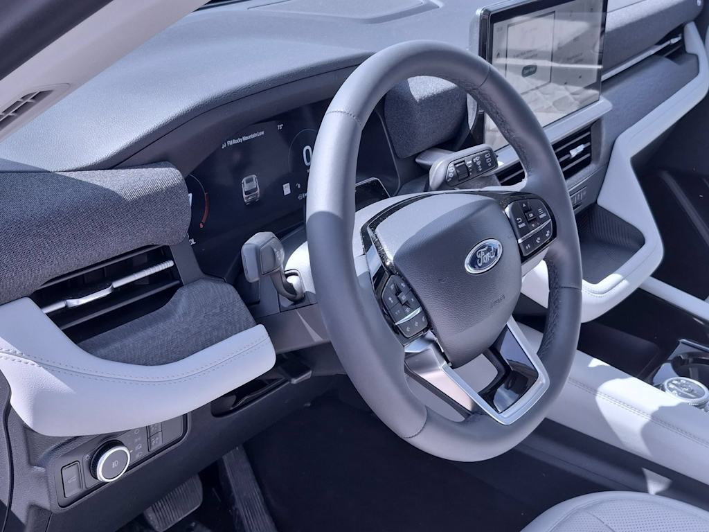 Thumbnail: 2026 Ford Explorer - 2