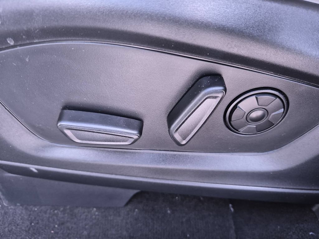 Thumbnail: 2026 Ford Explorer - 24