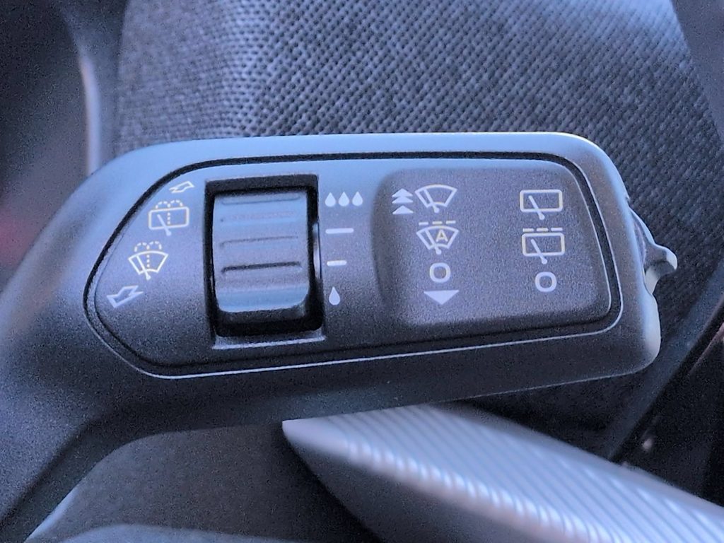 Thumbnail: 2026 Ford Explorer - 32
