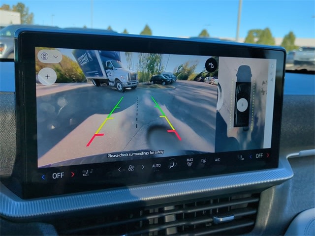 Thumbnail: 2025 Ford Explorer - 32