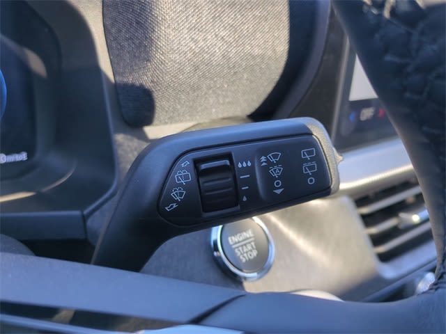 Thumbnail: 2025 Ford Explorer - 15