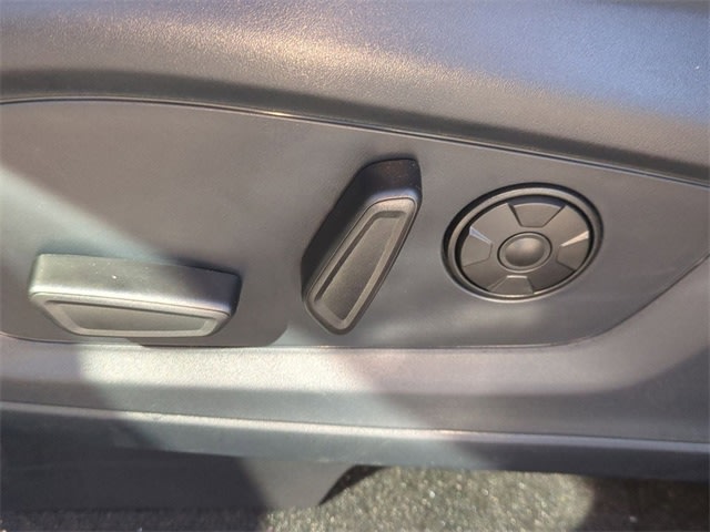 Thumbnail: 2025 Ford Explorer - 24