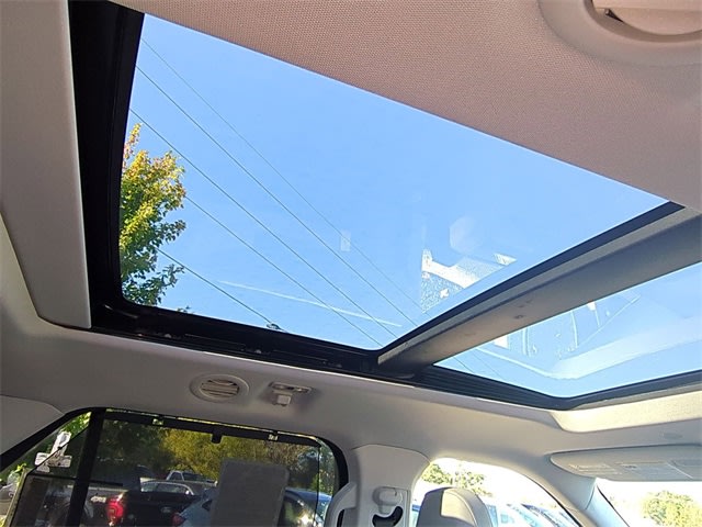 Thumbnail: 2025 Ford Explorer - 27