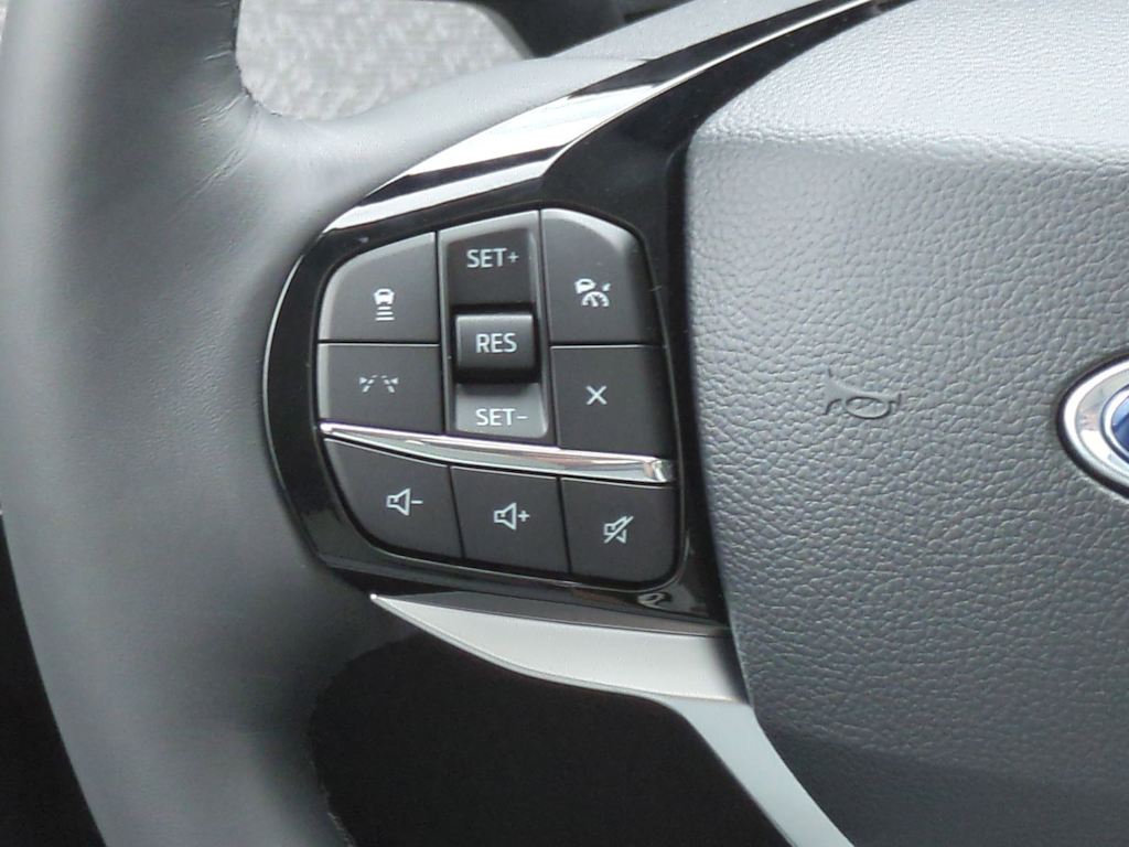 Thumbnail: 2026 Ford Explorer - 30