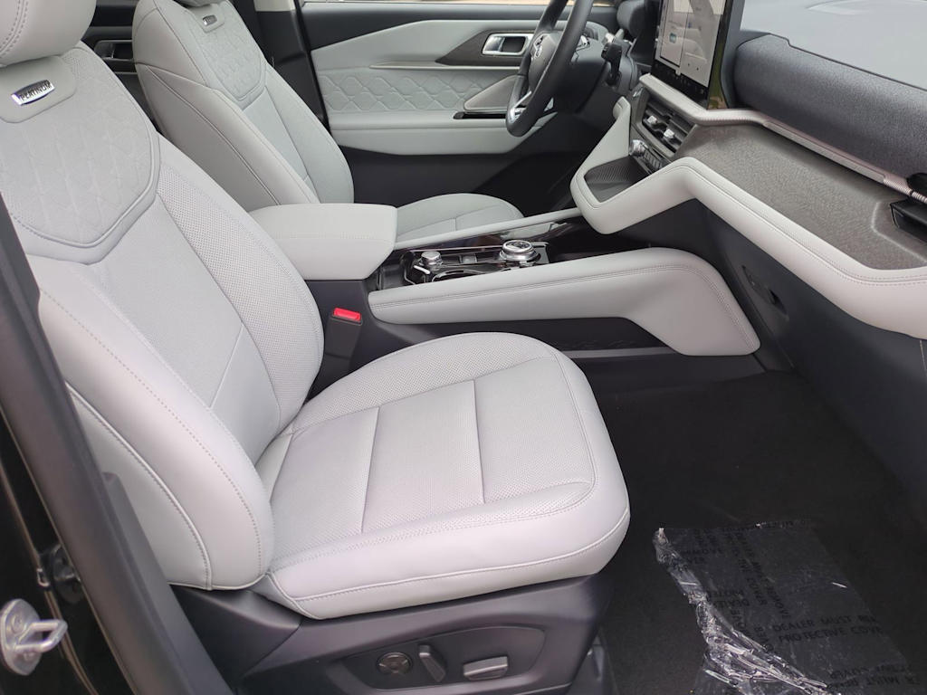 Thumbnail: 2026 Ford Explorer - 10