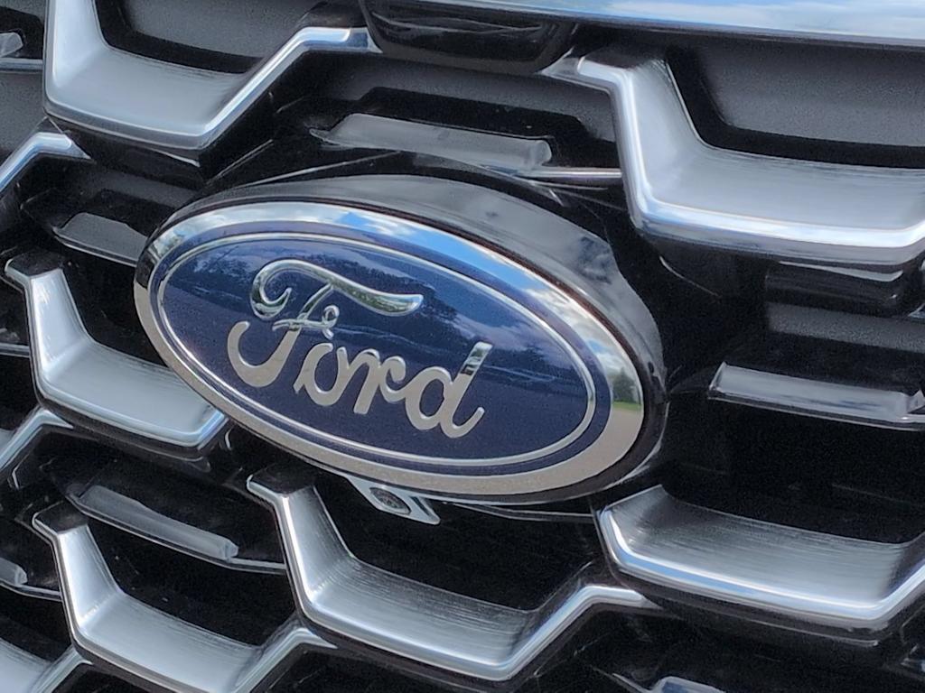Thumbnail: 2026 Ford Explorer - 7