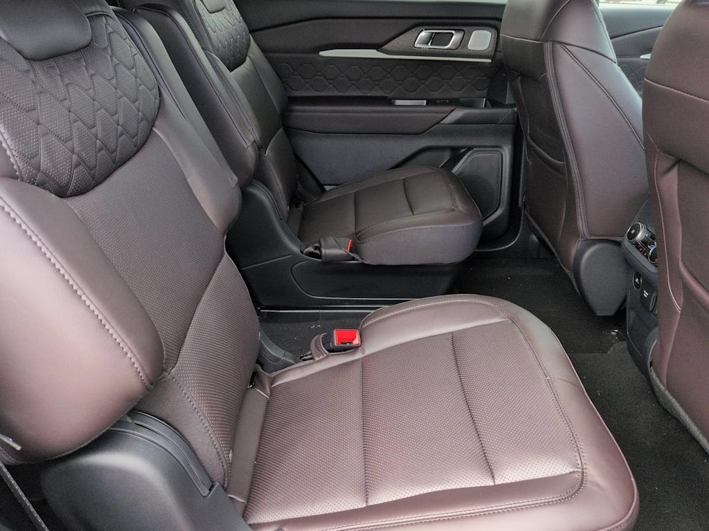 Thumbnail: 2026 Ford Explorer - 29