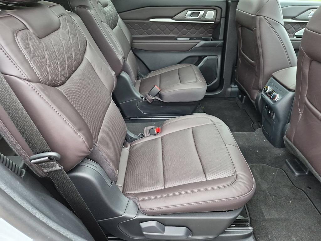 Thumbnail: 2026 Ford Explorer - 12