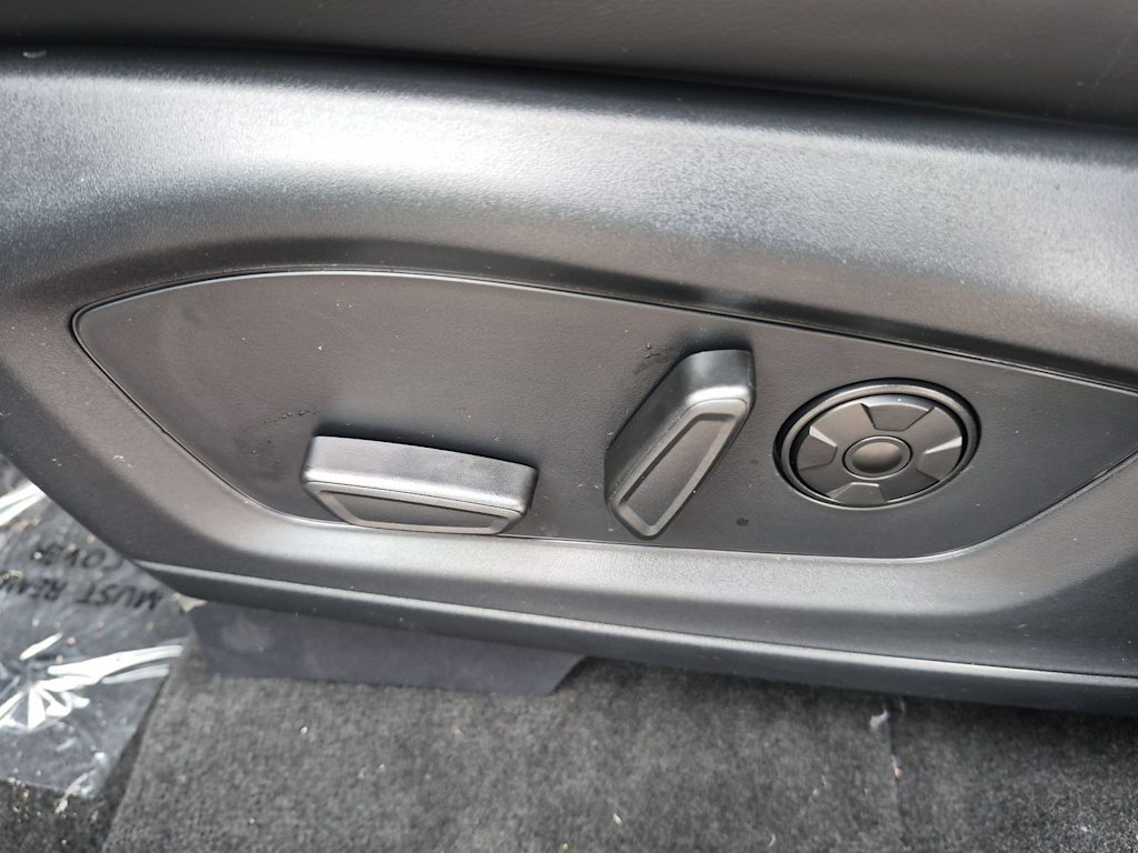 Thumbnail: 2026 Ford Explorer - 25