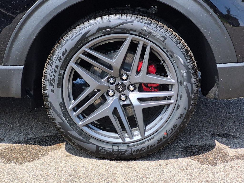 Thumbnail: 2026 Ford Explorer - 8