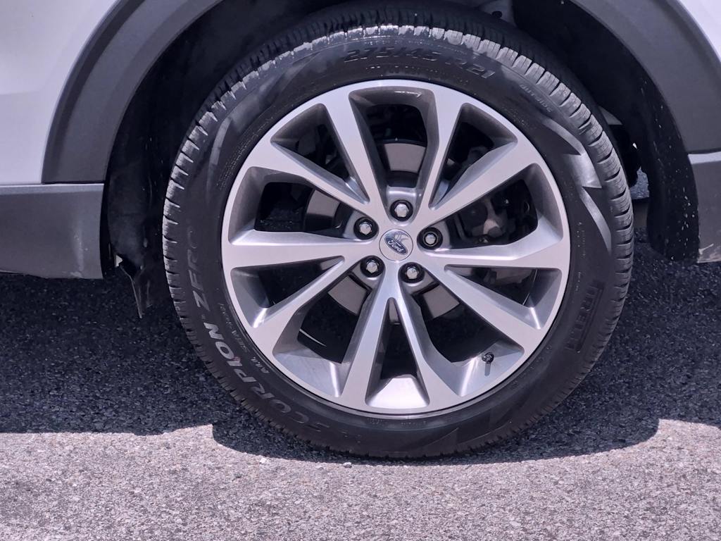 Thumbnail: 2025 Ford Explorer - 8