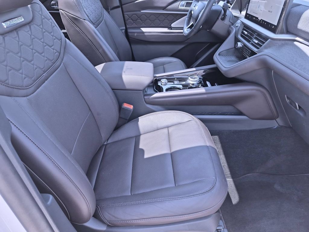 Thumbnail: 2025 Ford Explorer - 27