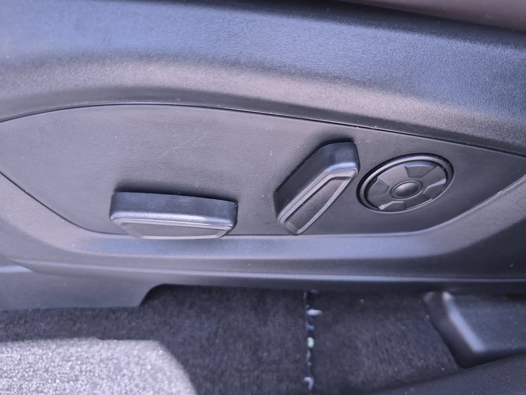 Thumbnail: 2025 Ford Explorer - 23