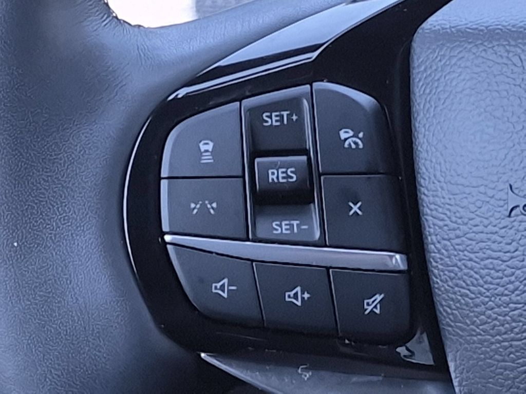 Thumbnail: 2025 Ford Explorer - 28
