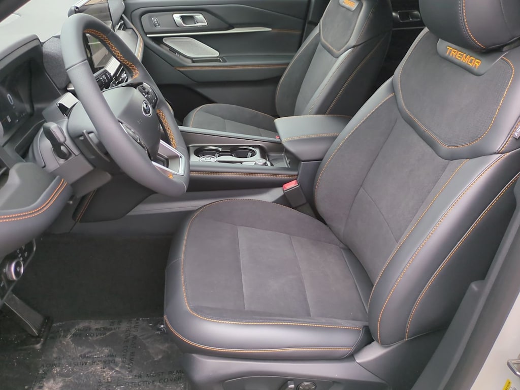 Thumbnail: 2026 Ford Explorer - 9