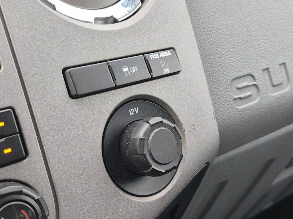 Thumbnail: 2015 Ford F-250 - 34