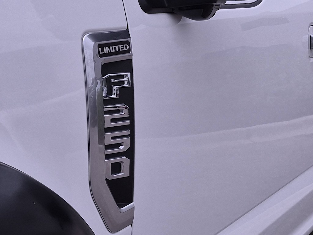 Thumbnail: 2020 Ford F-250 - 23