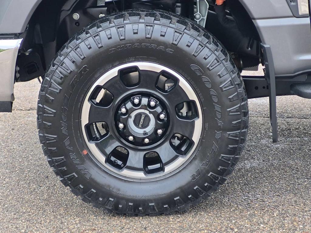 Thumbnail: 2026 Ford F-250 - 8